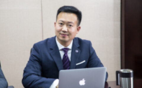 王辉律师