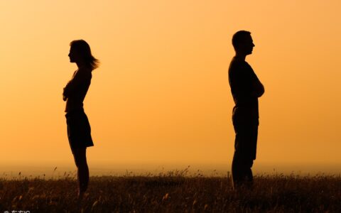 异地离婚手续如何办理需要什么证件及提问不回老家可以离婚吗