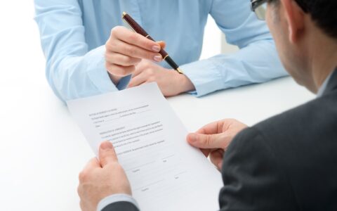 离婚请律师要多少钱及律师收费标准一览表