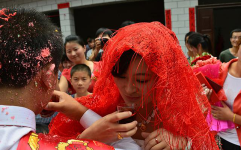 婚姻嫁妆中这一点没写清楚，就属于女方的个人财产