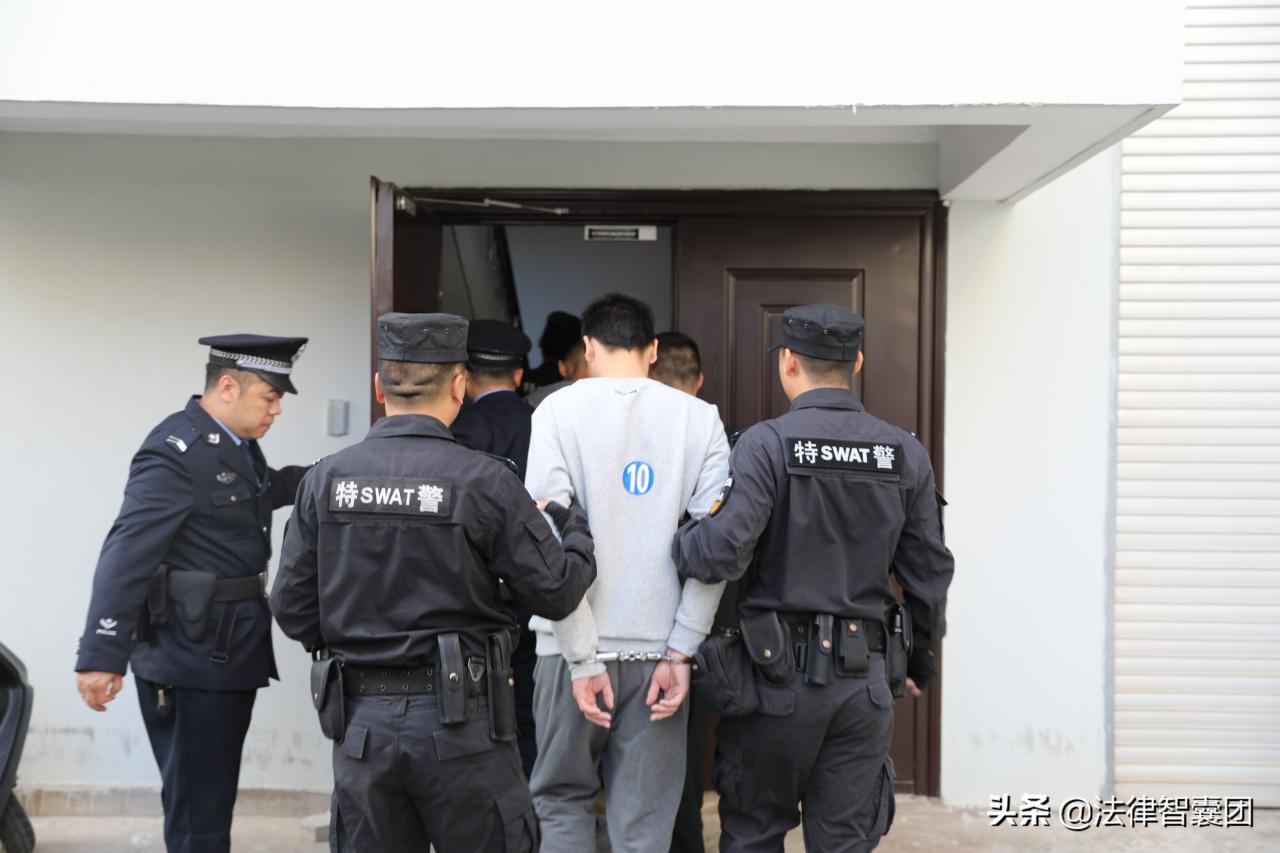 有期徒刑3年缓刑4年,法律上如何理解?不用坐牢吗?
