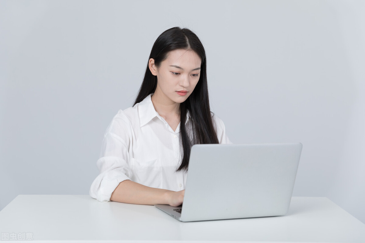 试用期被公司辞退?别忘拿赔偿金