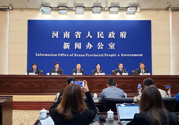 出门开车忘了带驾证怎么办?以后有了电子驾证再也不怕被处罚