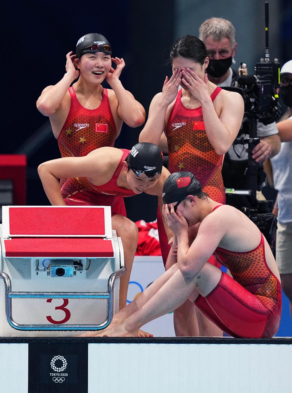 游泳——女子4X200米自由泳接力决赛:中国队夺冠