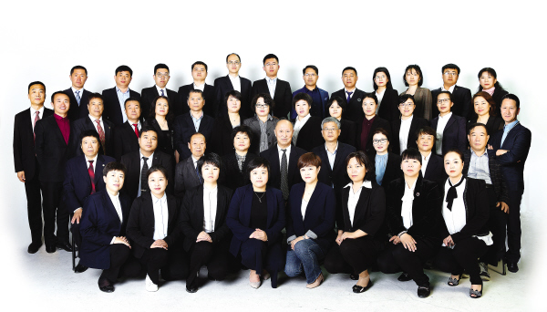 这家40岁律师事务所为十万人进行公益普法
