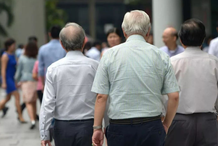 别再浪费钱了,国家规定这6类人无需缴纳社保,就算交了也没用