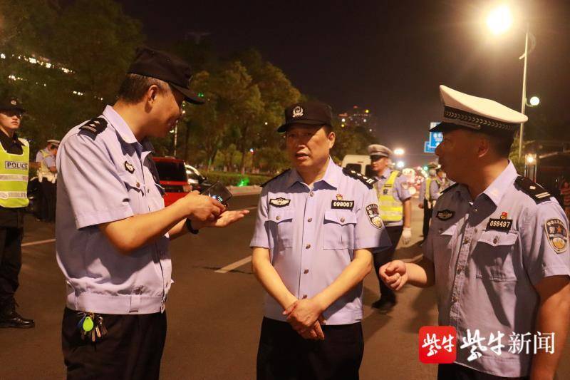 驾驶证超期还敢上路，罚你没商量