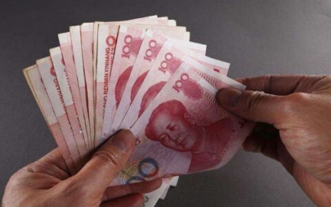 借钱可以不还了？有7种债务不受法律保护，是没必要还的