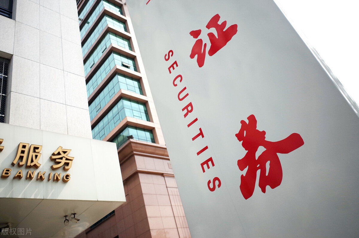 法学生就业有哪些?除了律师法官,你还可以去这几个热门行业