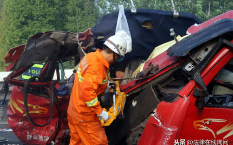 交通事故请律师划算吗及交通事故请律师收费标准