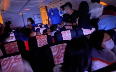 法航一班机客舱起火后返回首都机场及法国航空公司目前还未通报具体情况