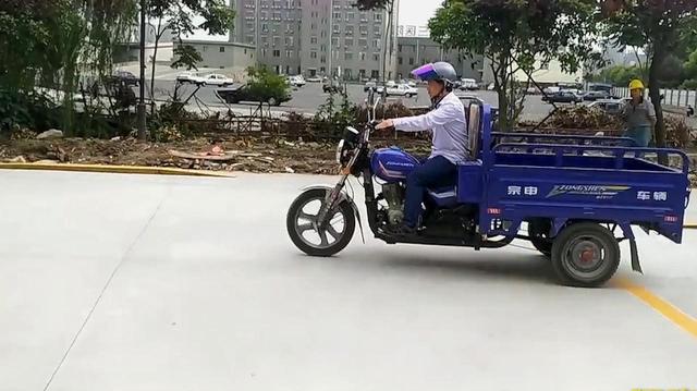 需要哪些资料摩托车才能上牌,流程是怎样的