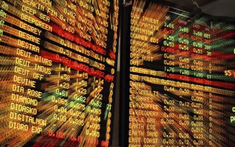 人被车撞后理赔的步骤及车祸骨折赔偿标准2024明细