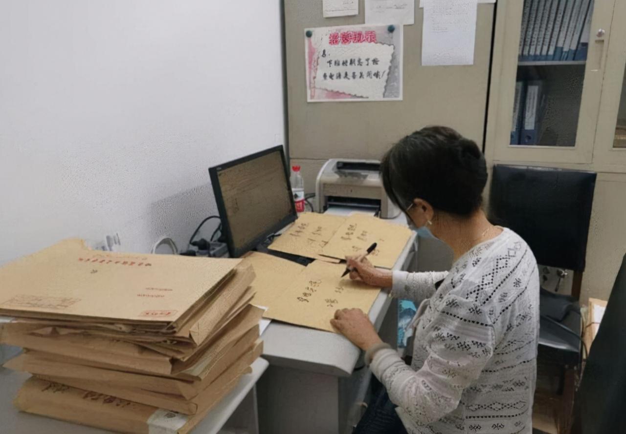 大学毕业生“三方协议”别乱签，关系到应届生身份，已有学姐吃亏