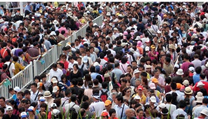 计划生育过头了？不计划生育现在会怎样？说说建国后生孩子那些事