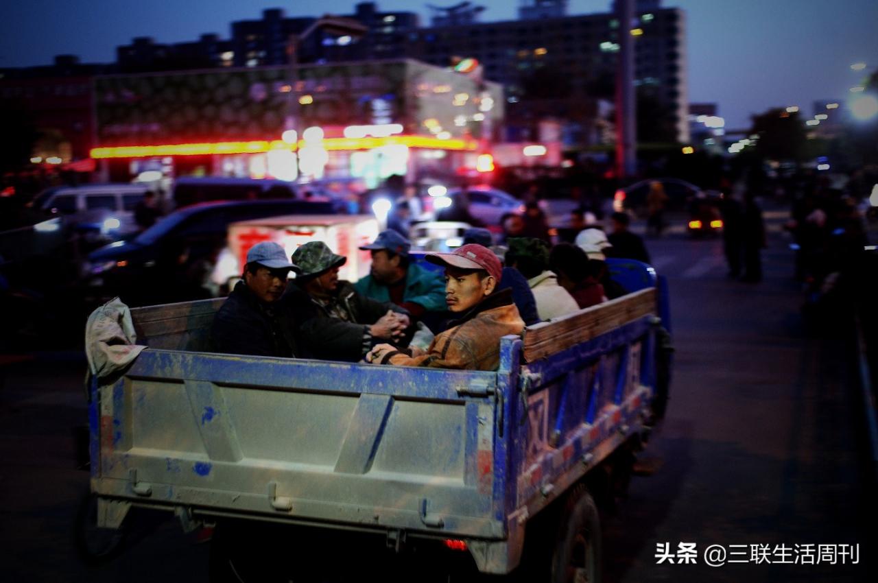 69岁环卫工寒冬街头猝死：无休息日3点起来工作，救护车到时身体已硬，曾希望干脆地走“不给子女添麻烦”