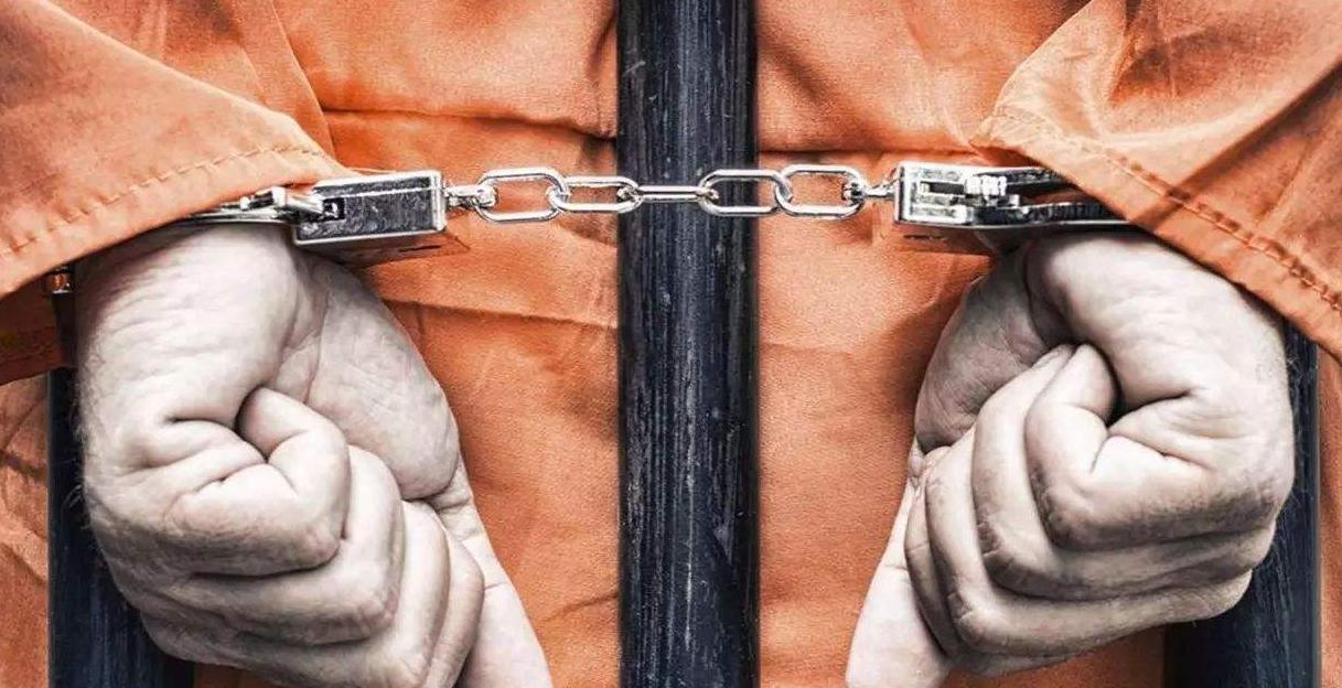 最悲惨的死刑犯：注射死刑，连扎18针未果，最终因染疫离世