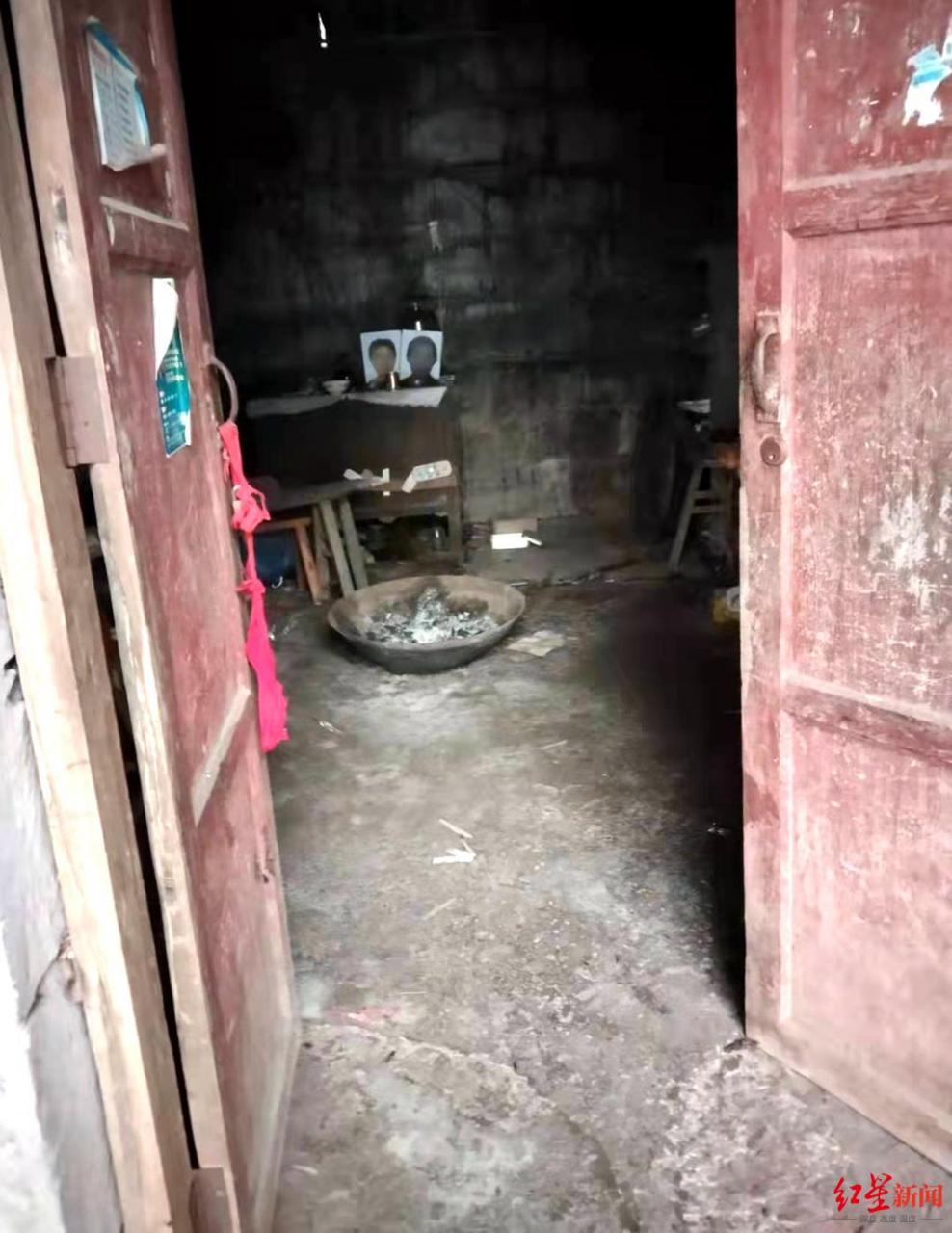 六旬夫妇遭胡蜂蜇伤身亡:摘蜂人被控过失致人死亡,一审被判无罪 检方拟抗诉