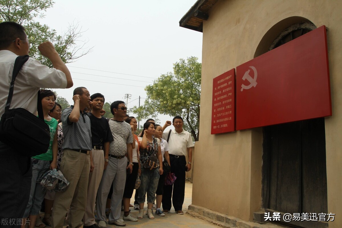 学生在校入党后，毕业了党员档案应转哪里？