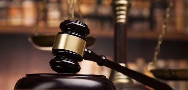 最高院裁判：在多个被诉行为人分别实施侵权行为造成同一损害情形下，法院可合并审理而无需征得被告同意​