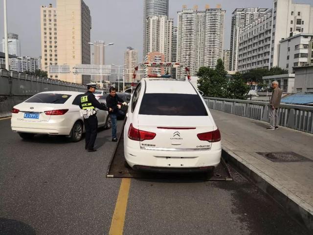 临时车牌到期继续开车，面临什么后果