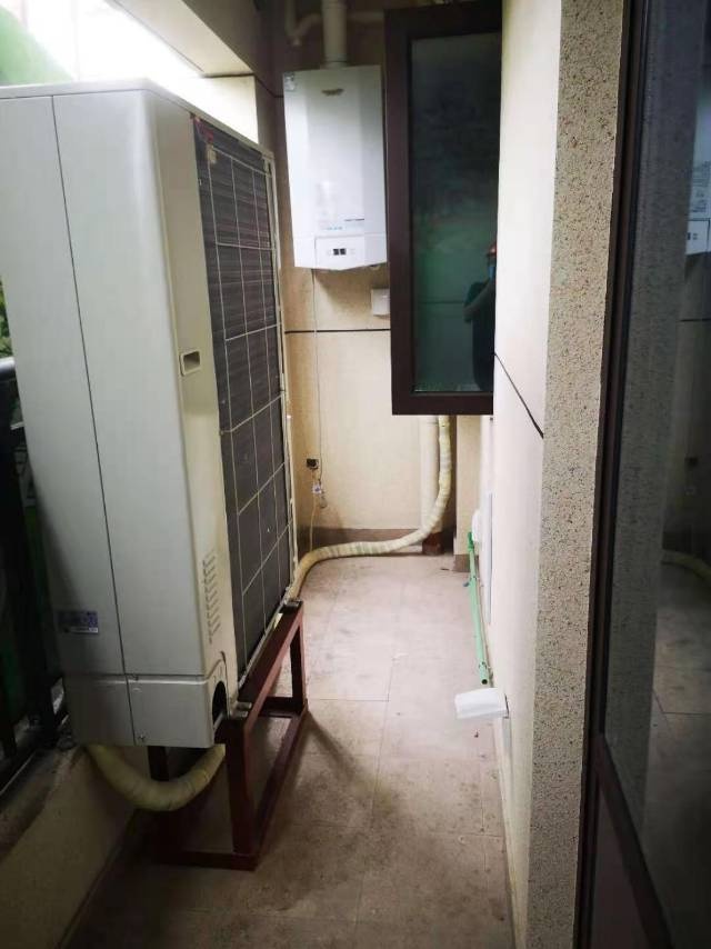 设计宽度1.3米,实际不足1.2米,小区安全通道符合消防要求吗?