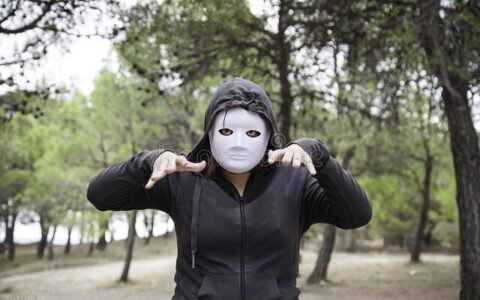青少年犯罪的原因包括哪些及青少年犯罪的主要原因和特点