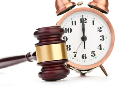 驳回诉讼请求后能否再起诉及裁定驳回起诉的法律依据