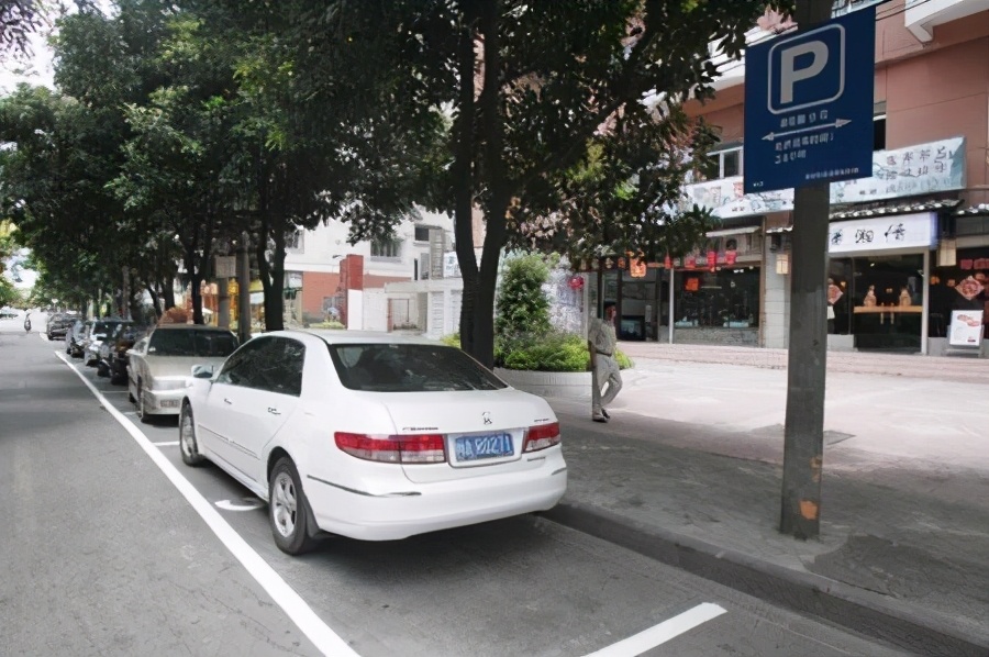 开车违章后多久会收到通知？交警提醒：超过这个时间，就别担心了
