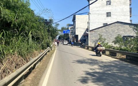 女子交通肇事逃逸，自以为：我不承认你就拿我没办法