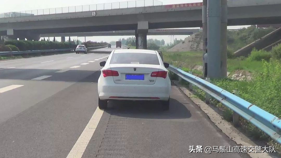 占用应急车道的正确方法，这些情况不会扣分罚款