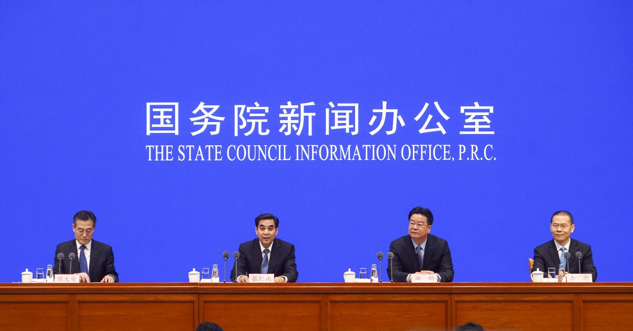延迟退休实施原则公布!下一步怎么改,重要信息都在里头