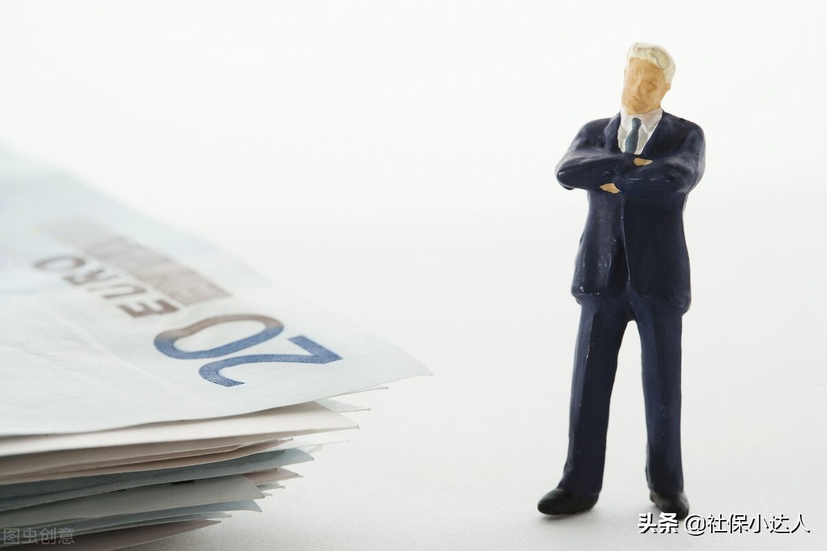养老金的滞纳金超过了养老金本身，这种情况正常吗？