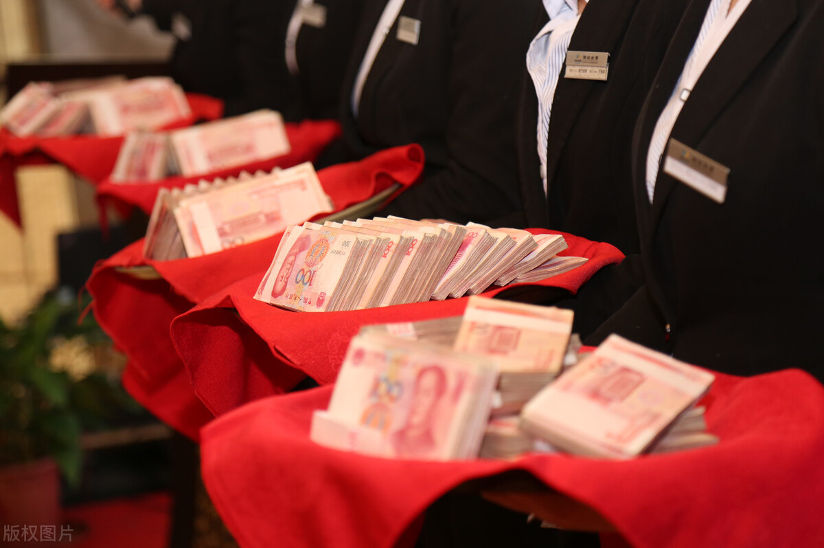年终奖即将到账？2021法律规定：领取的5个注意事项（建议收藏）