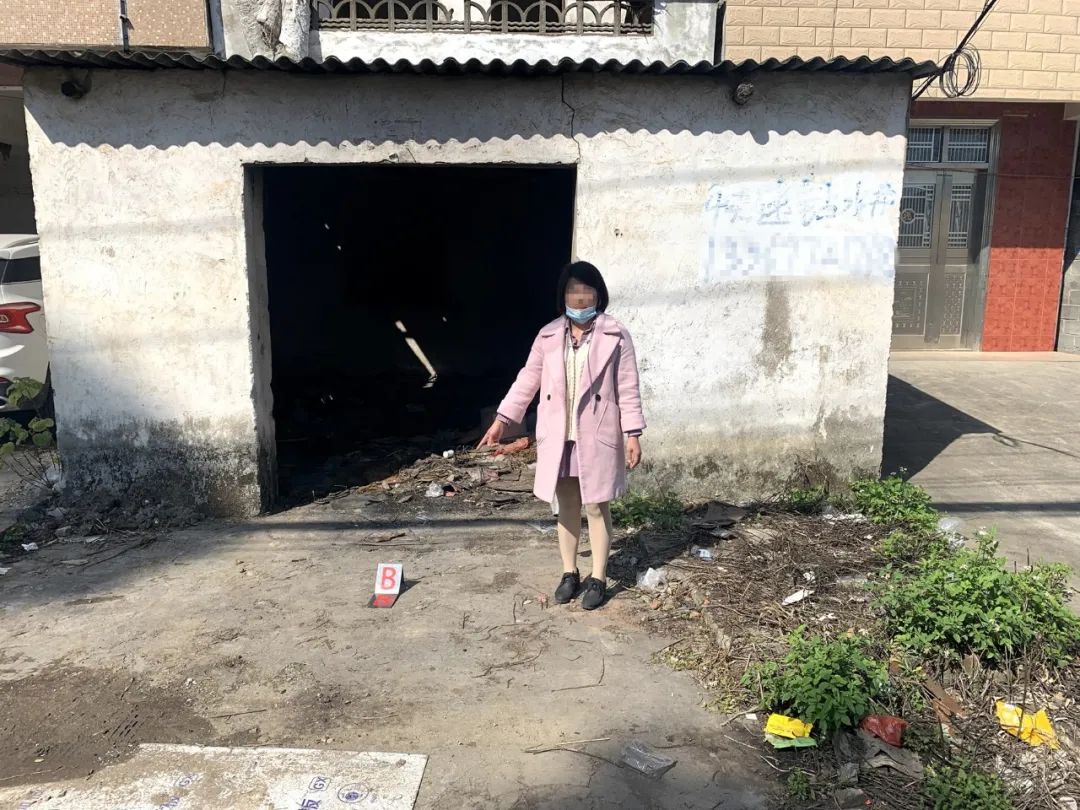 女子交通肇事逃逸,自以为:我不承认你就拿我没办法