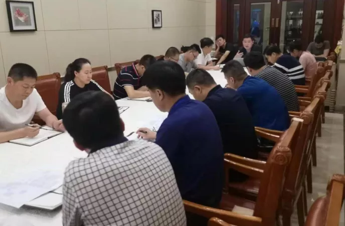 人民检察院到底是干什么的呢？检察院职能介绍之：“刑事执行检察和司法工作人员相关职务犯罪侦查”