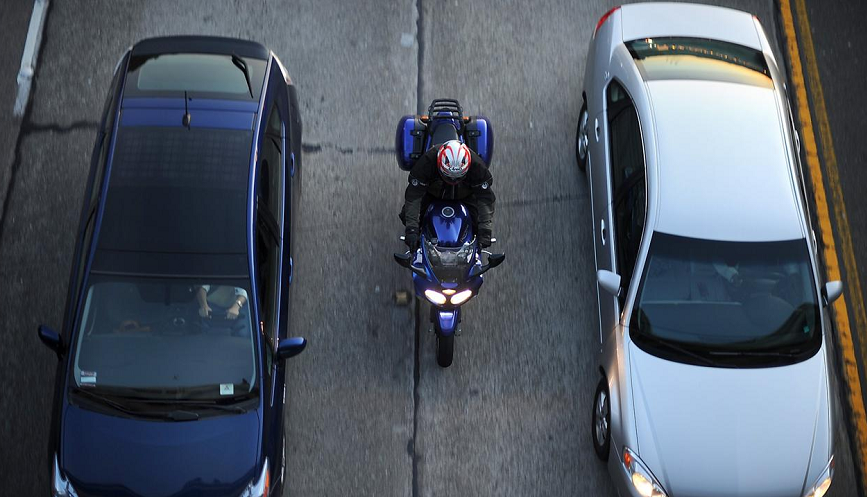 电动车、三轮车、摩托车，是走机动车道还是非机动车道？一次搞懂