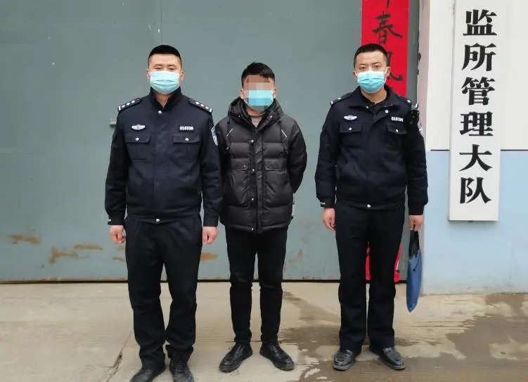 出了事故才发现，车险保单是假的，投保费用被保险经纪私吞！