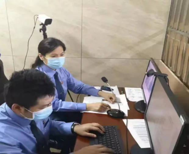 人民检察院到底是干什么的呢？检察院职能介绍之：“刑事执行检察和司法工作人员相关职务犯罪侦查”