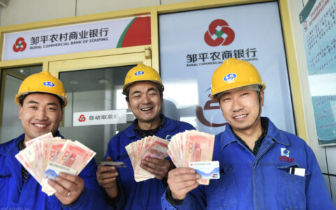 农民工工资拖欠多久才算违法及年底拖欠农民工工资处理方法
