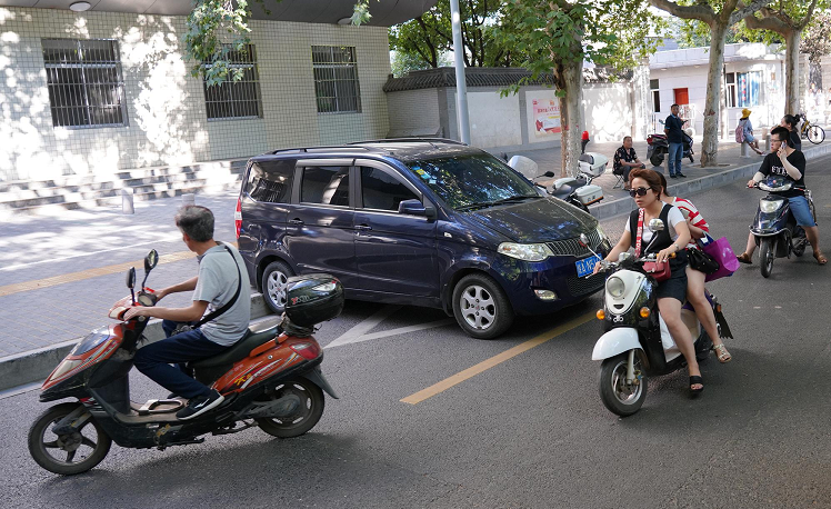 电动车、三轮车、摩托车，是走机动车道还是非机动车道？一次搞懂