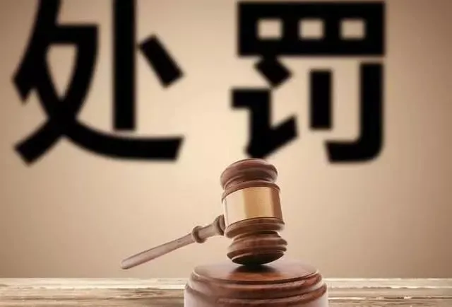 员工被刑事拘留后无法上班，用人单位能以旷工为由解除劳动合同吗