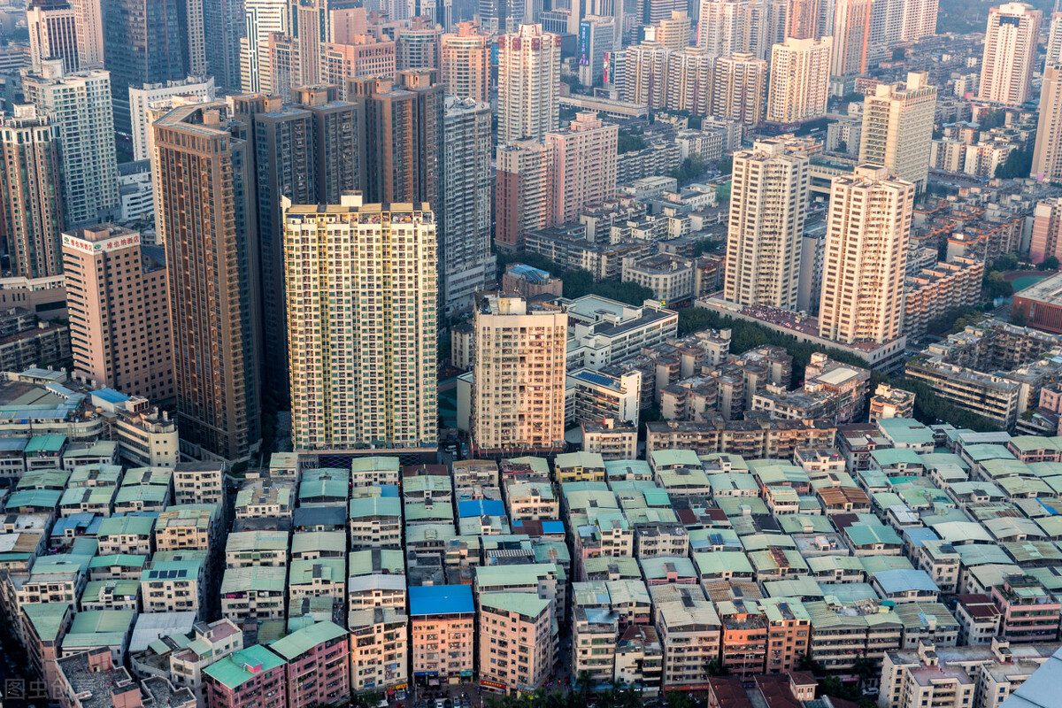 婚后一方父母为其子女购房，登记在一方名下，是否属于个人财产？
