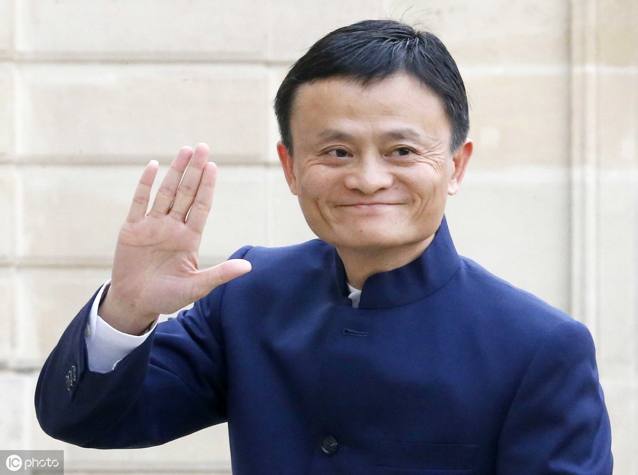 单位职工退休申请书范文大全，先收藏起来以后直接照搬就是