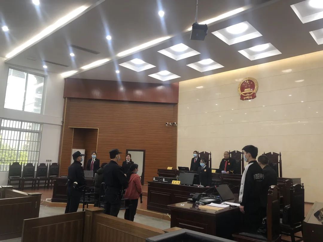 南充男子店内按摩猝死被抛尸，法院判了！
