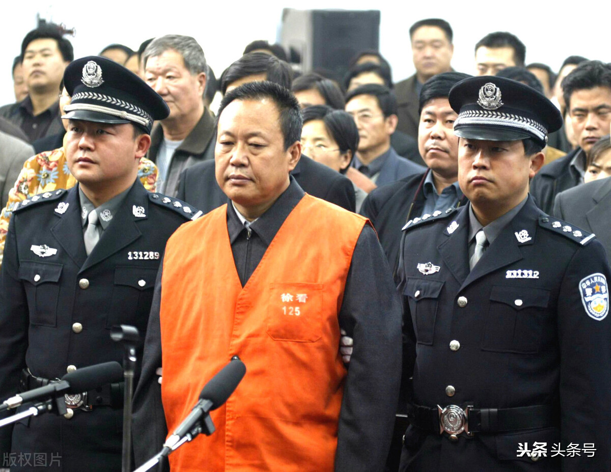 判刑三年缓刑三年到底什么意思?究竟还要不要蹲监坐牢?