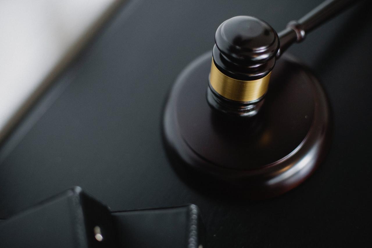 帮信罪是什么？明知他人实施网络犯罪，还提供帮助......
