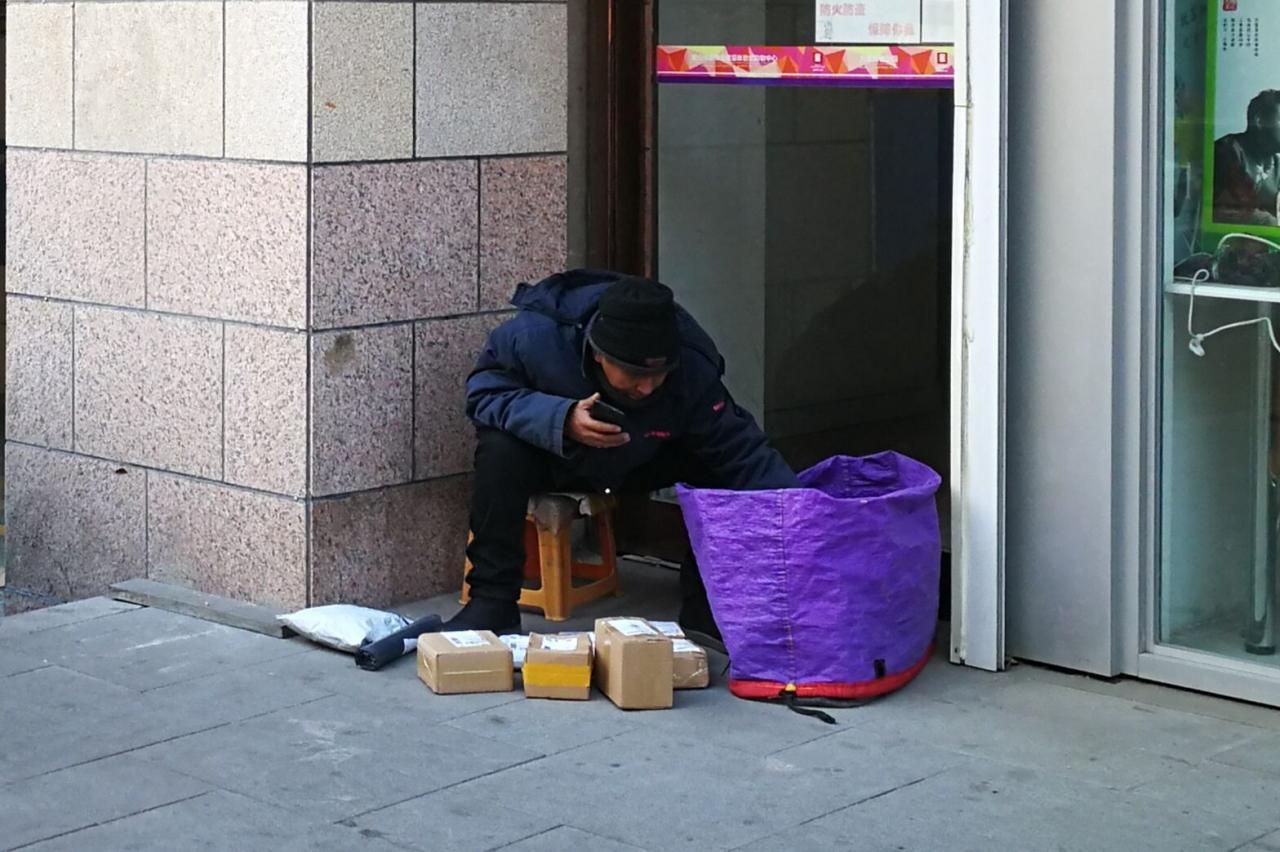 年货放心买！元旦春节快递不打烊