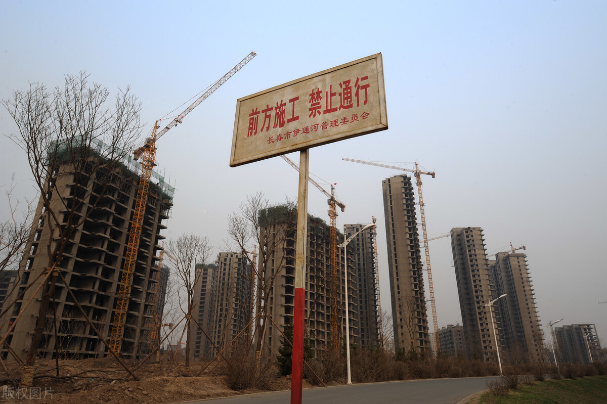 房产税要来了？央媒定调，专家提出免征面积，超过就要多交钱？