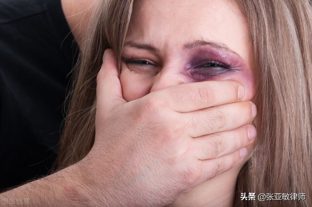 家暴要承担什么责任？受害方如何去追责？律师三分钟全说明白
